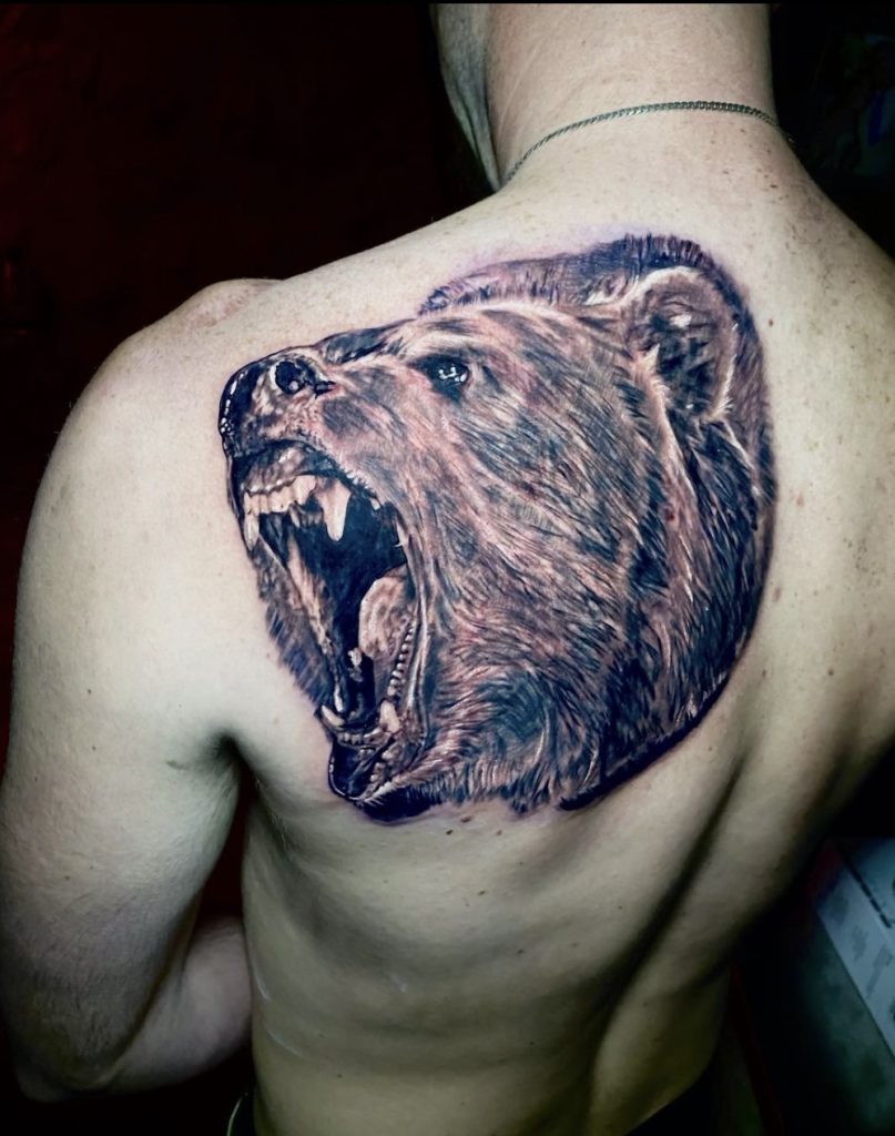 Realistic Tattoos: Capturing Life in Ink